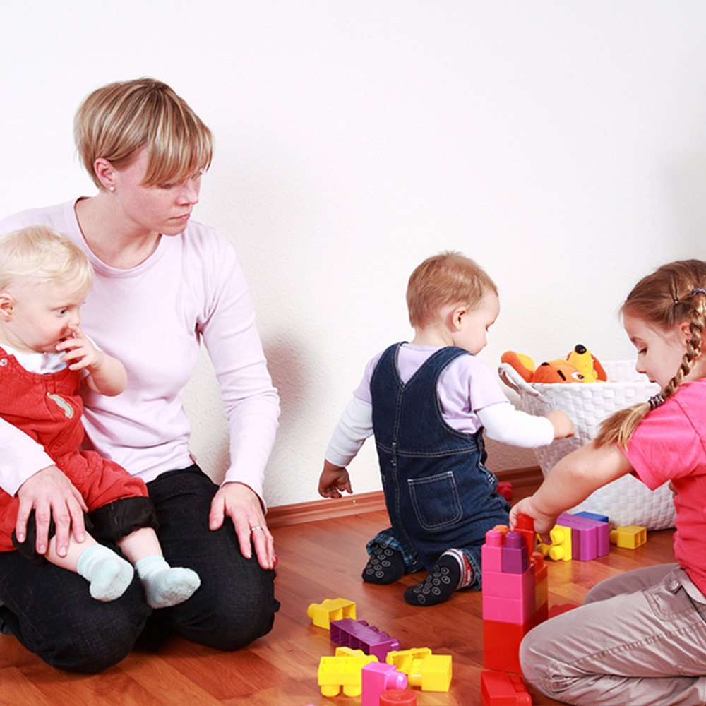 PLAY-GROUP